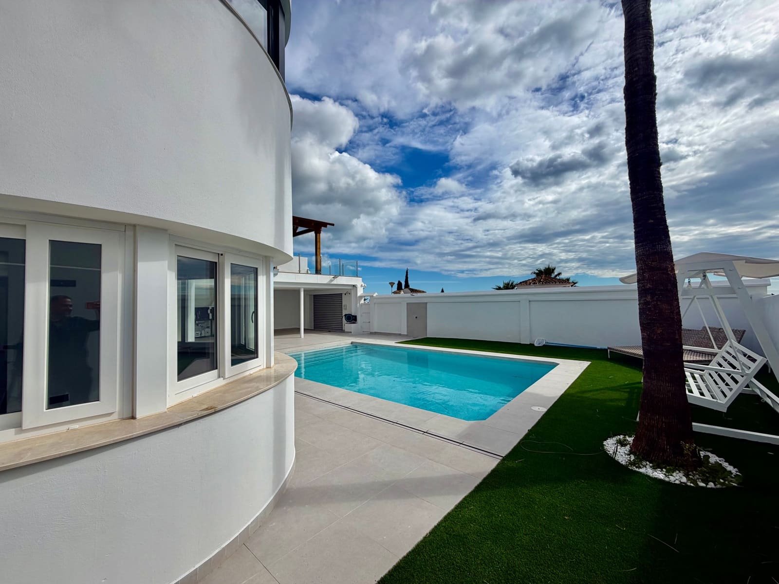 4 bedroom Villa for sale in Benalmadena with pool - € 1,250,000 (Ref: 9529138)