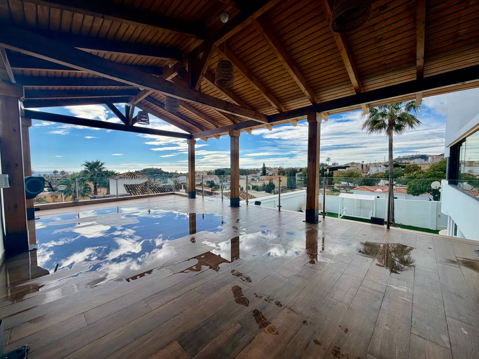 4 bedroom Villa for sale in Benalmadena with pool - € 1,250,000 (Ref: 9529138)