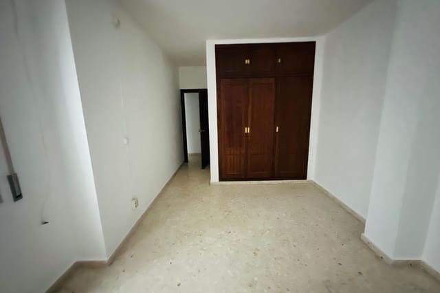 3 chambre Appartement à vendre à Zona Puerto Deportivo, Fuengirola - 550 000 € (Ref: 9532839)