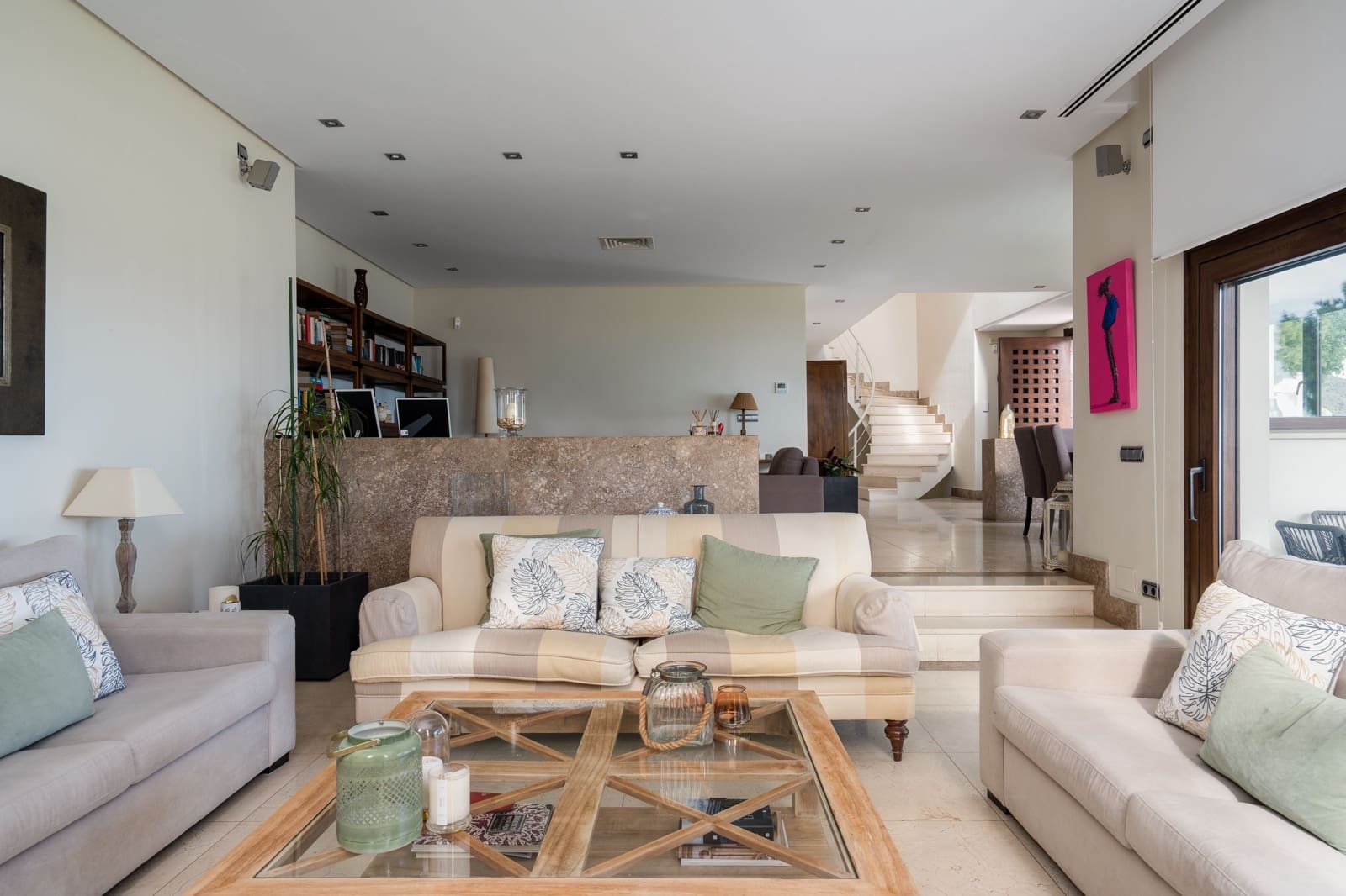 6 soveværelse Byhus til salg i Malaga by - € 2.850.000 (Ref: 9535135)