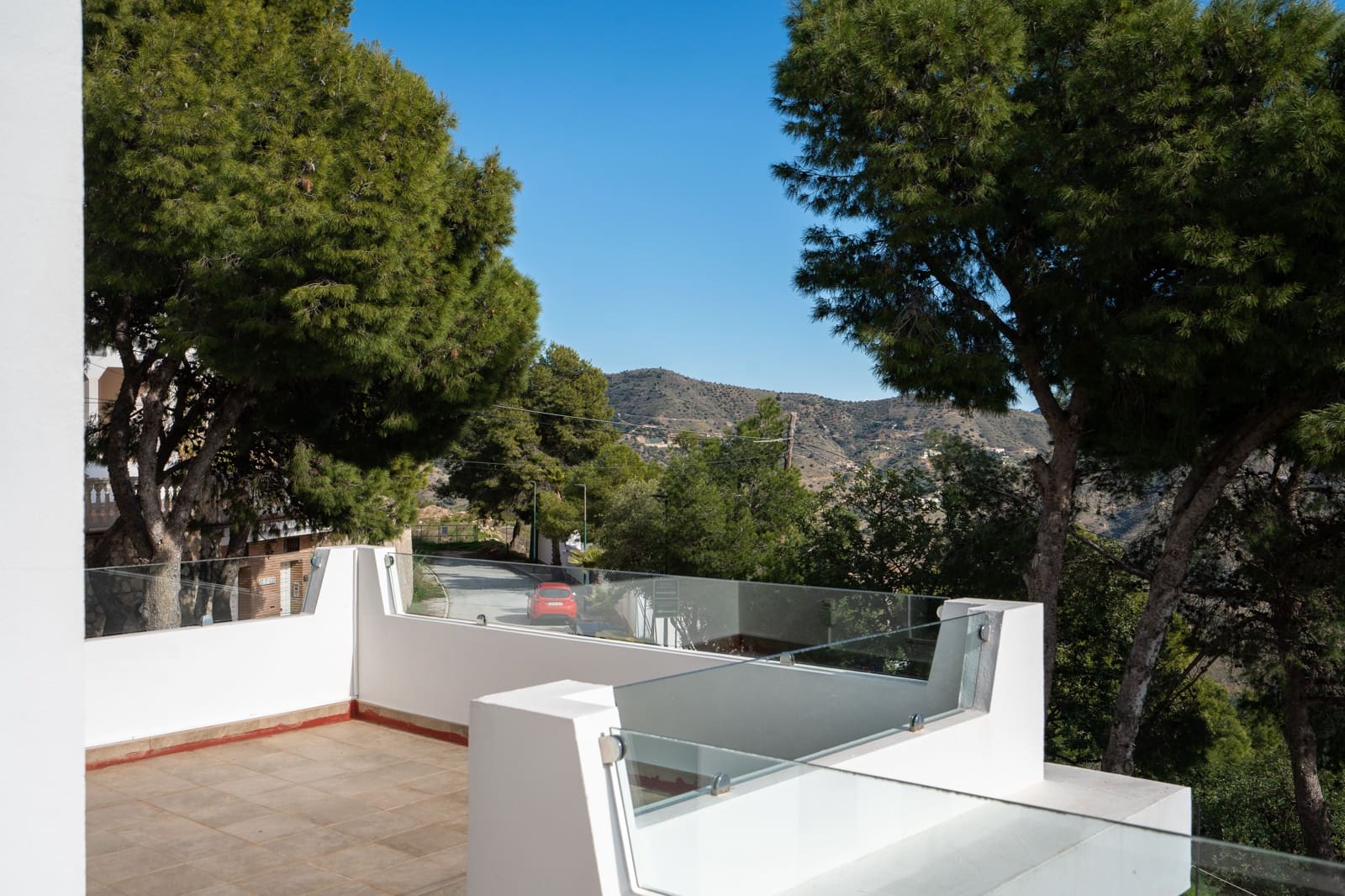 6 soveværelse Byhus til salg i Malaga by - € 2.850.000 (Ref: 9535135)