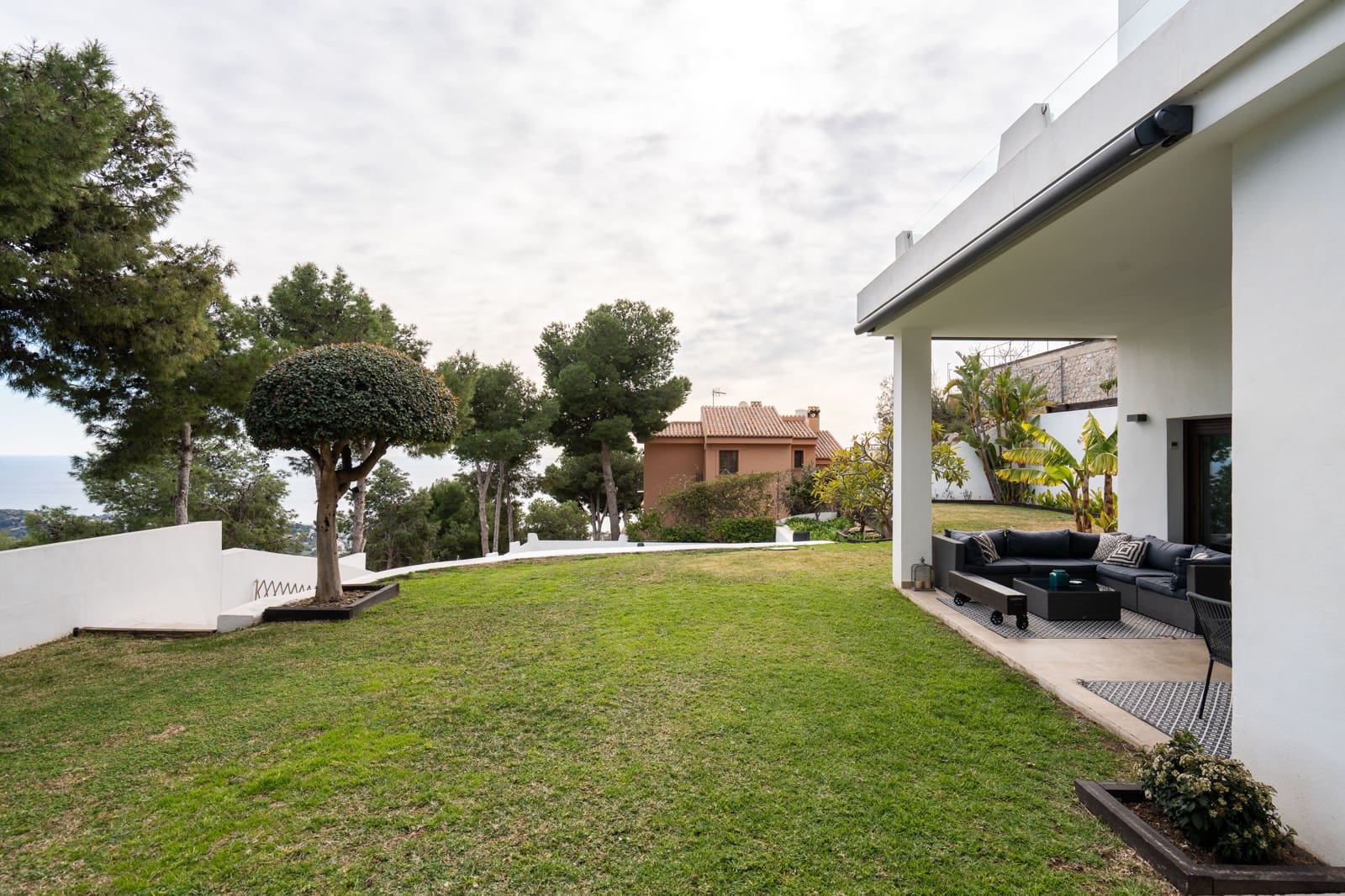 6 soveværelse Byhus til salg i Malaga by - € 2.850.000 (Ref: 9535135)