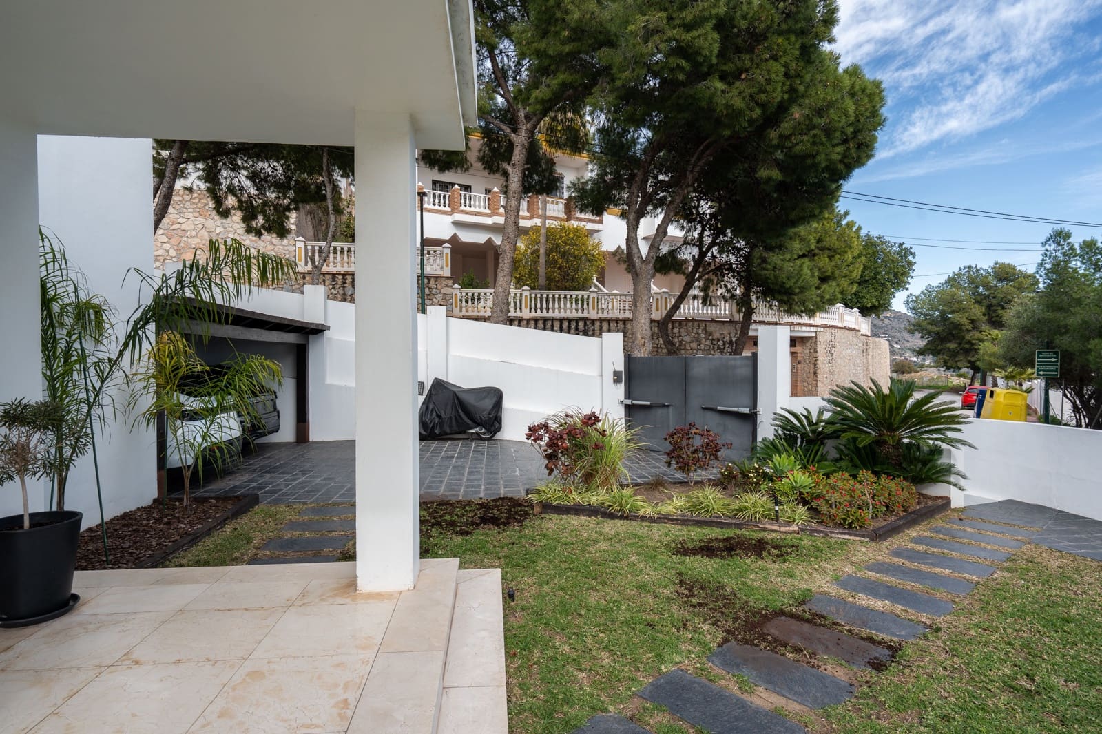 6 soveværelse Byhus til salg i Malaga by - € 2.850.000 (Ref: 9535135)