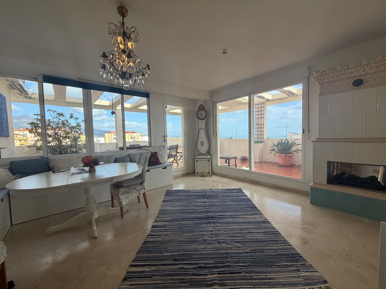 3 sypialnia Apartament na sprzedaż w San Pedro de Alcantara z basenem - 795 000 € (Ref: 9536509)