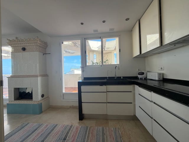 3 sypialnia Apartament na sprzedaż w San Pedro de Alcántara Pueblo, Marbella z basenem - 795 000 € (Ref: 9536509)