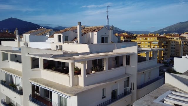 3 quarto Apartamento para venda em San Pedro de Alcántara Pueblo, Marbella com piscina - 795 000 € (Ref: 9536509)