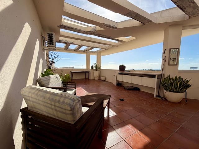 3 quarto Apartamento para venda em San Pedro de Alcántara Pueblo, Marbella com piscina - 795 000 € (Ref: 9536509)