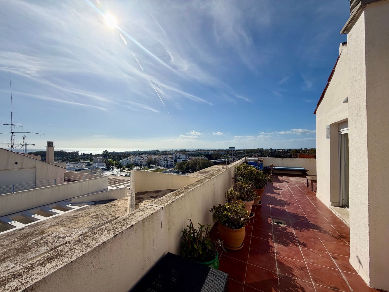 3 bedroom Apartment for sale in San Pedro de Alcantara with pool - € 695,000 (Ref: 9536509)