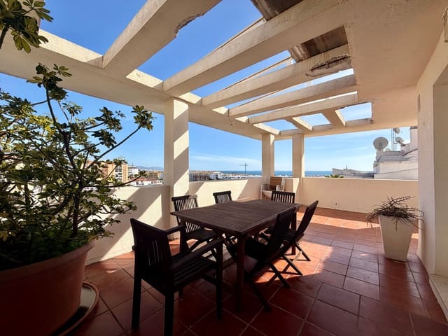 3 quarto Apartamento para venda em San Pedro de Alcántara Pueblo, Marbella com piscina - 795 000 € (Ref: 9536509)