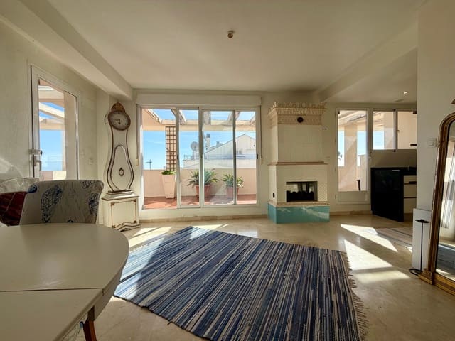 3 quarto Apartamento para venda em San Pedro de Alcántara Pueblo, Marbella com piscina - 795 000 € (Ref: 9536509)