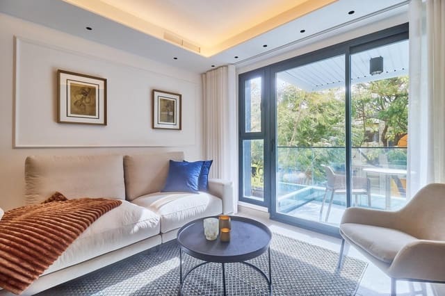 2 quarto Apartamento para venda em Zona Puerto Deportivo, Fuengirola - 355 000 € (Ref: 9536636)