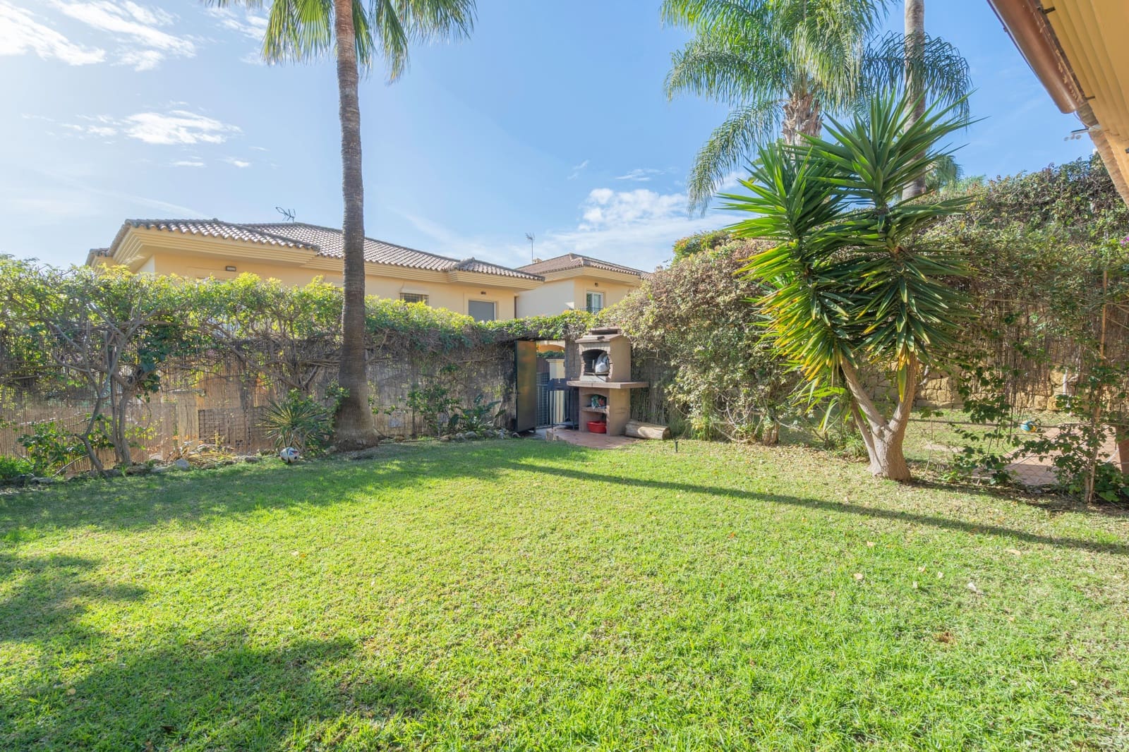 3 quarto Casa em Banda para venda em Mijas Costa com piscina - 525 000 € (Ref: 9539612)