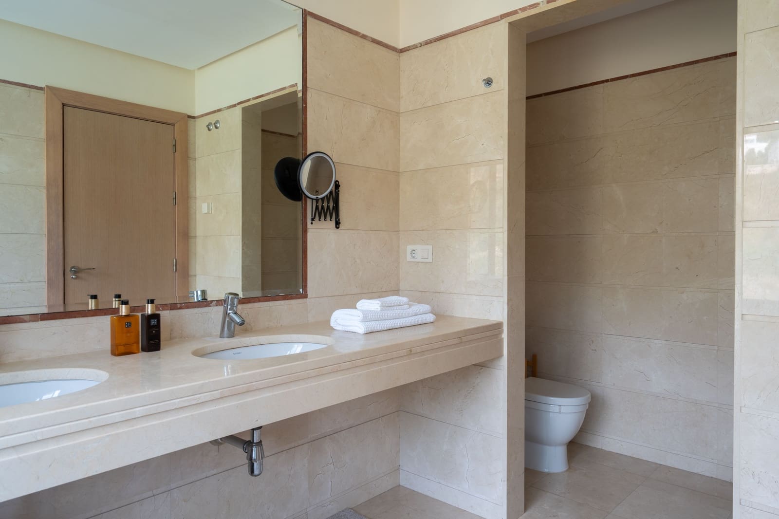 3 makuuhuone Omakotitalo myytävänä paikassa Benalmadena mukana uima-altaan - 799 000 € (Ref: 9539613)