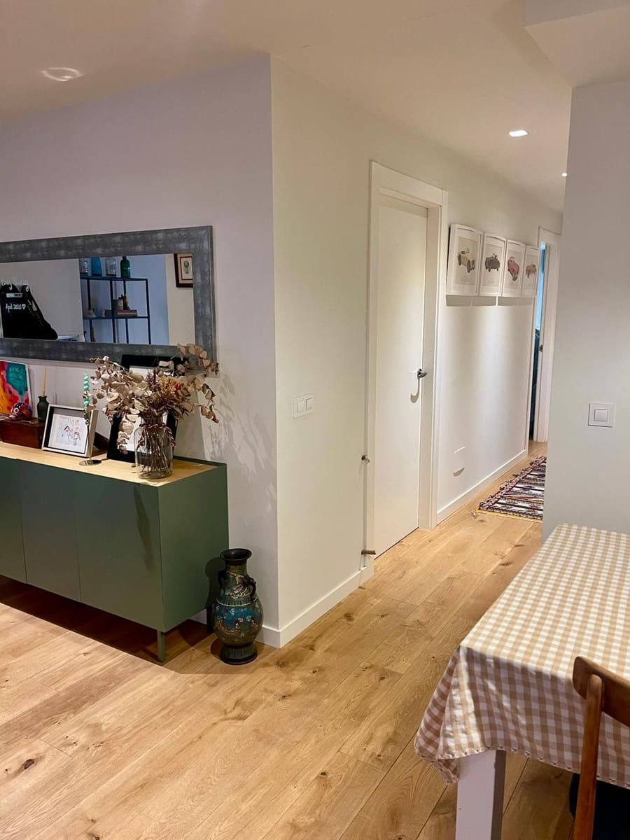 Appartement de 2 chambres à louer à Palma de Mallorca - 2 500 € (Ref: 9542015)