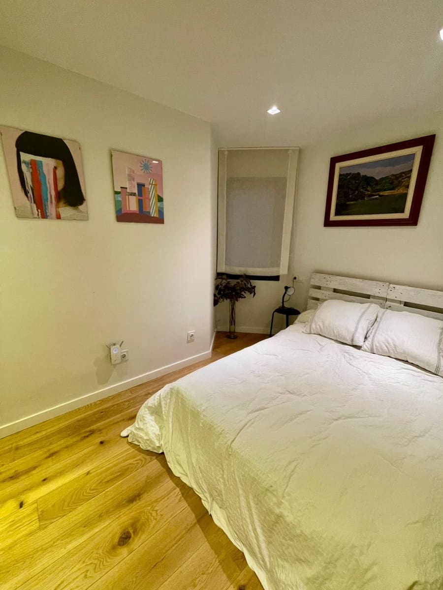 Appartement de 2 chambres à louer à Palma de Mallorca - 2 500 € (Ref: 9542015)