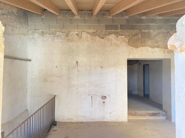 5 quarto Casa em Banda para venda em Alaró - 1 200 000 € (Ref: 9547123)