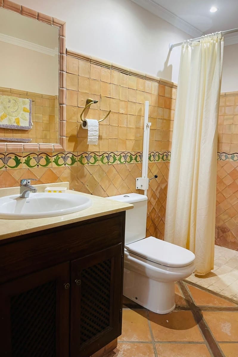 6 sovrum Semi-fristående Villa till salu i Fuengirola med pool - 850 000 € (Ref: 9547247)