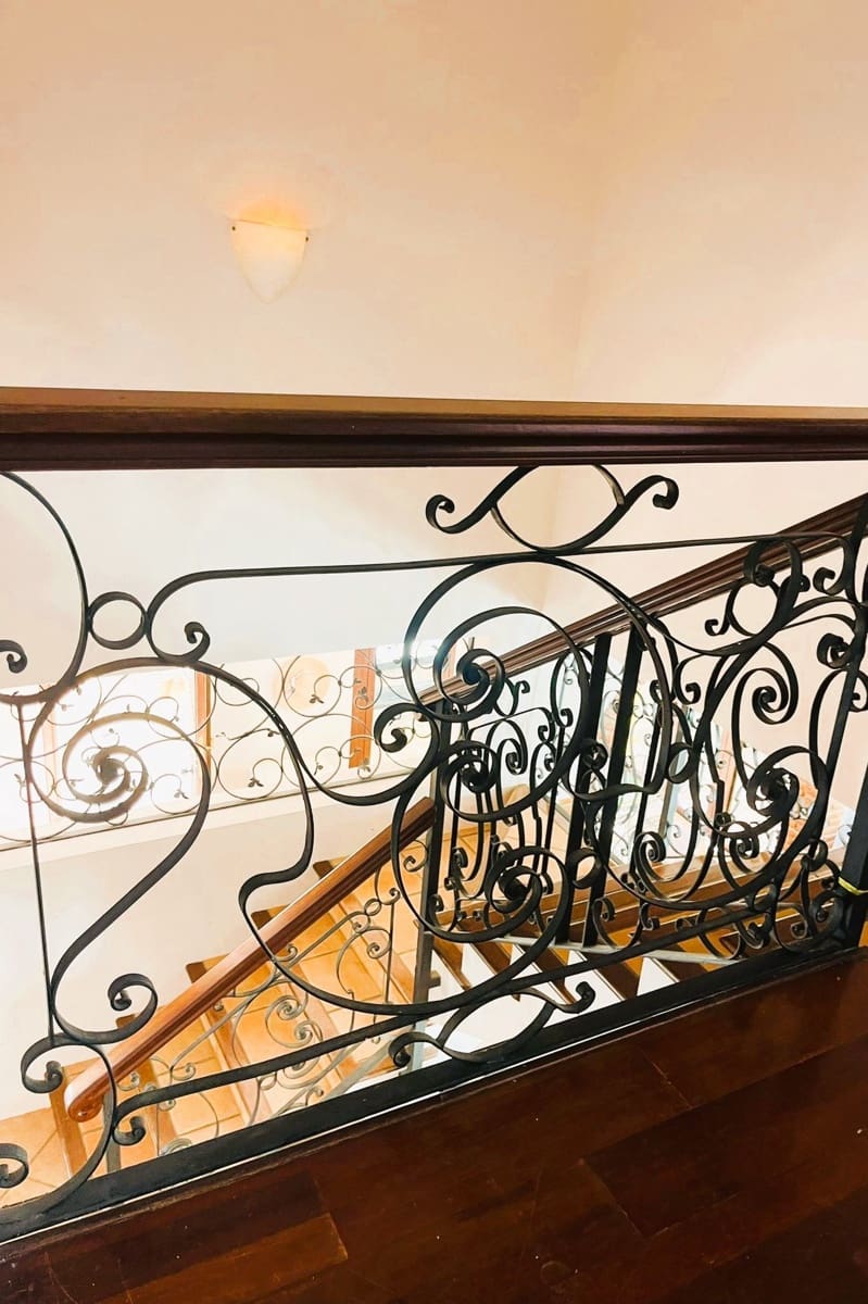 6 sovrum Semi-fristående Villa till salu i Fuengirola med pool - 850 000 € (Ref: 9547247)