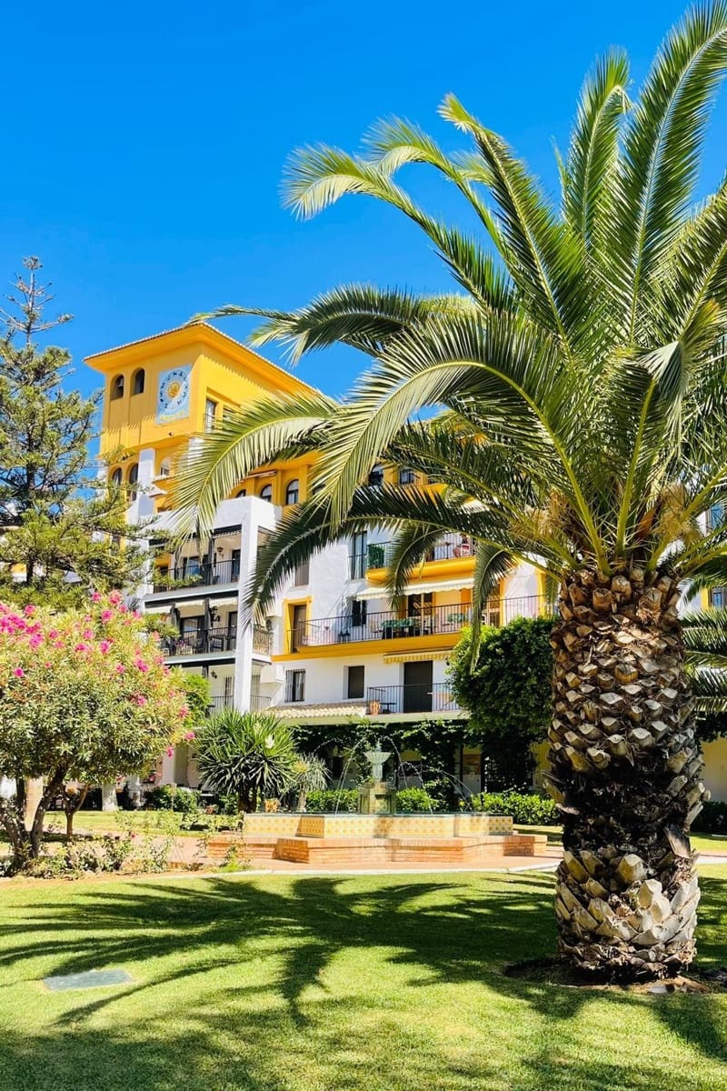 6 sovrum Semi-fristående Villa till salu i Fuengirola med pool - 850 000 € (Ref: 9547247)