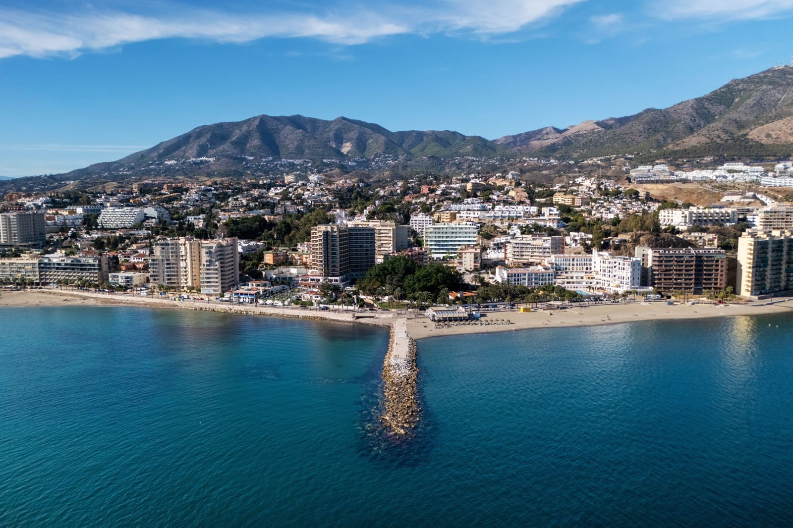 2 soverom Leilighet til salgs i Fuengirola med svømmebasseng - € 860 000 (Ref: 9562155)