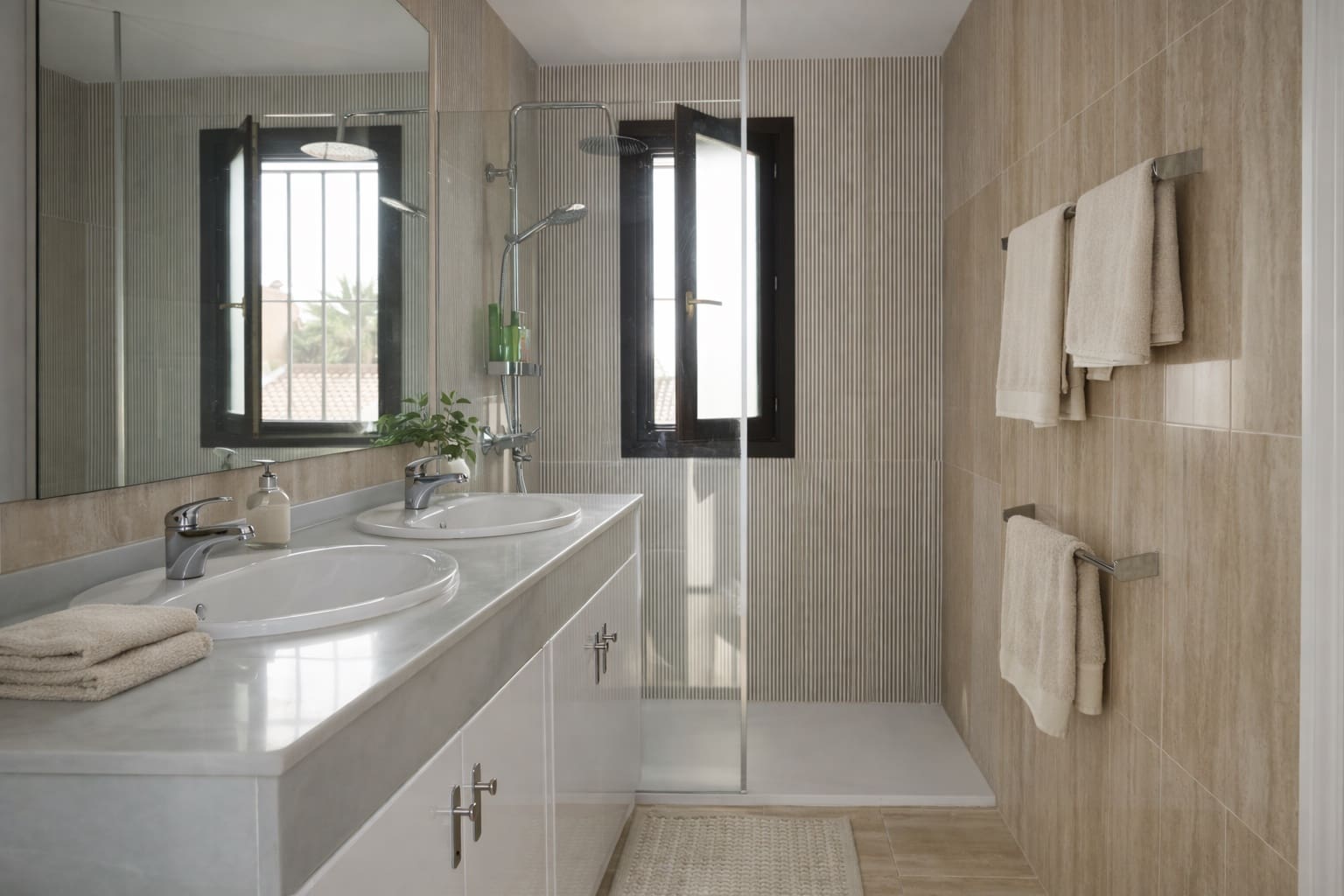 4 sovrum Hus till salu i Manilva med pool - 549 900 € (Ref: 9571939)