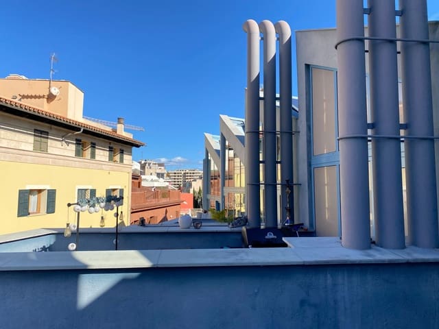 Maison de Ville de 1 chambre à louer à El Terreno, Palma de Mallorca avec piscine - 1 750 € (Ref: 9585011)