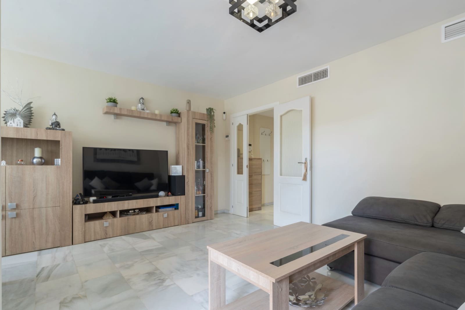 3 sovrum Lägenhet till salu i Mijas Costa med pool - 379 000 € (Ref: 9585139)