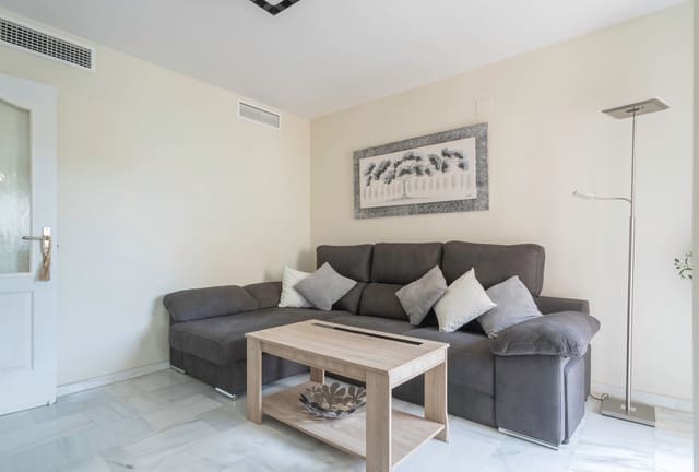 3 sovrum Lägenhet till salu i Mijas Costa, Mijas med pool - 379 000 € (Ref: 9585139)