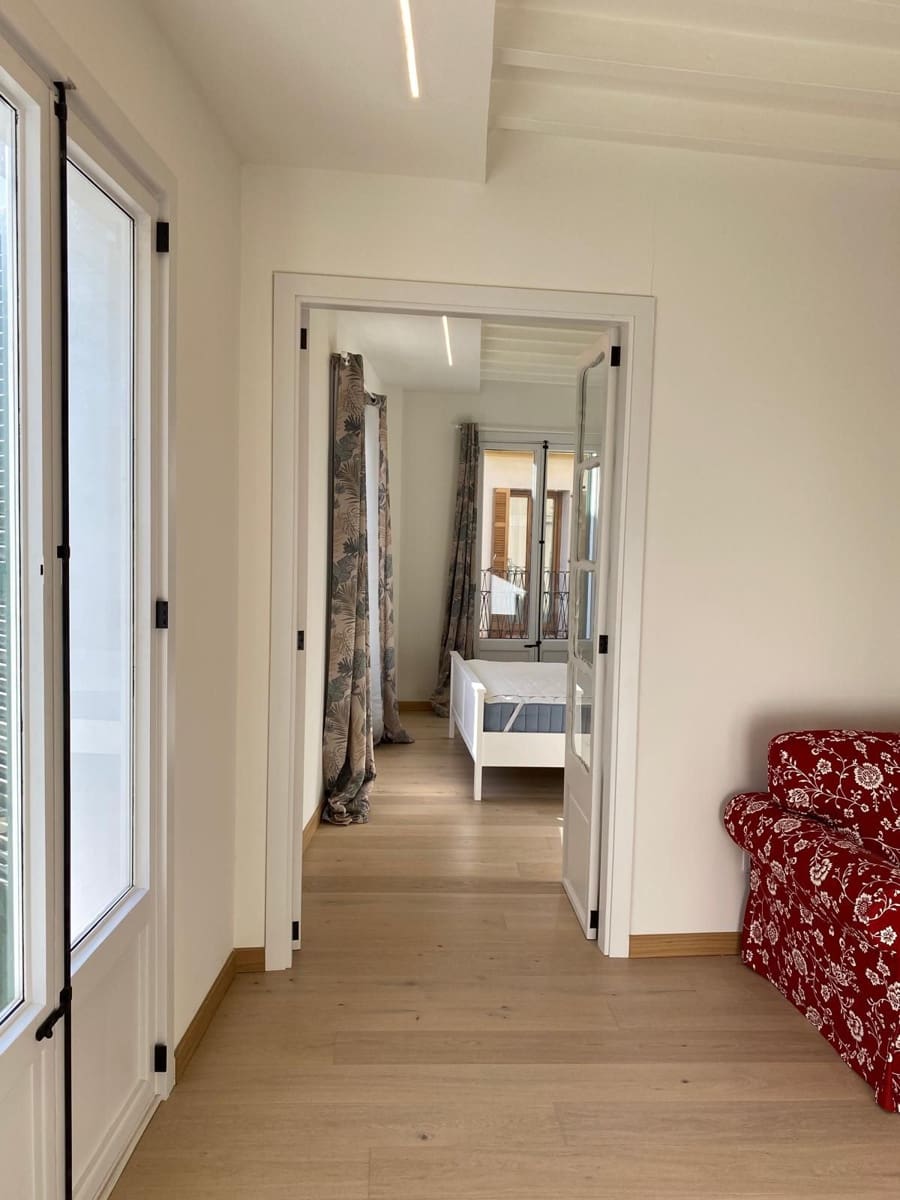 2 bedroom Apartment for rent in Palma de Mallorca - € 5,000 (Ref: 9592207)