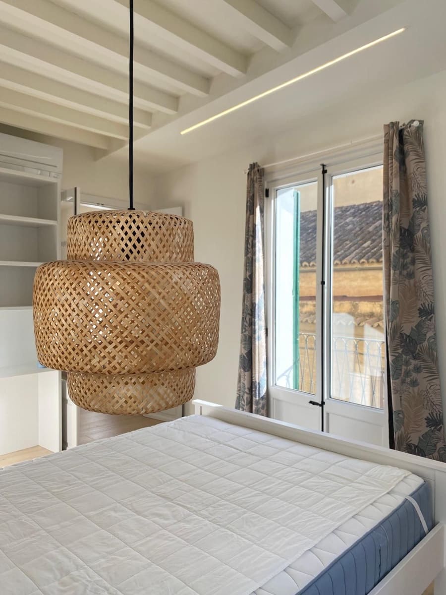 2 bedroom Apartment for rent in Palma de Mallorca - € 5,000 (Ref: 9592207)