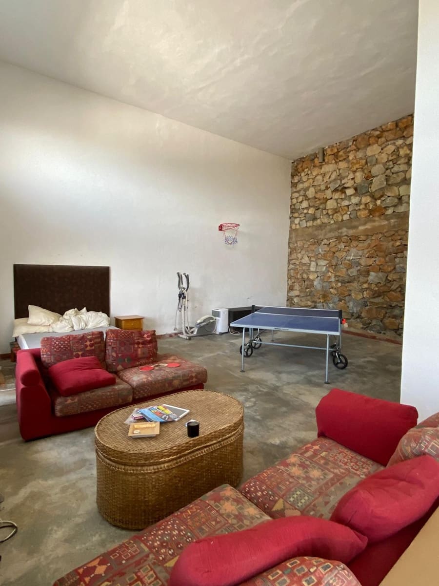 Casa de 5 habitaciones en Ojen en venta - 595.000 € (Ref: 9602375)