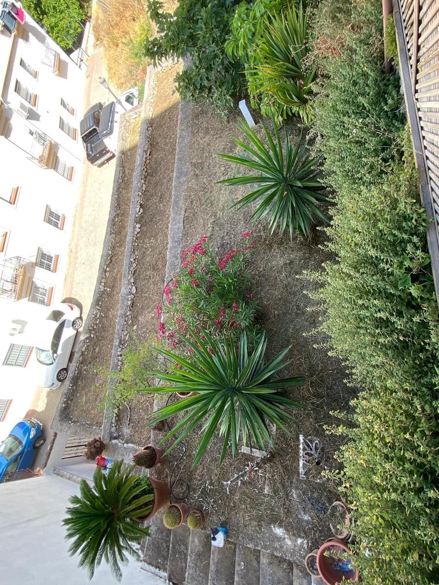 Casa de 5 habitaciones en Ojen en venta - 595.000 € (Ref: 9602375)