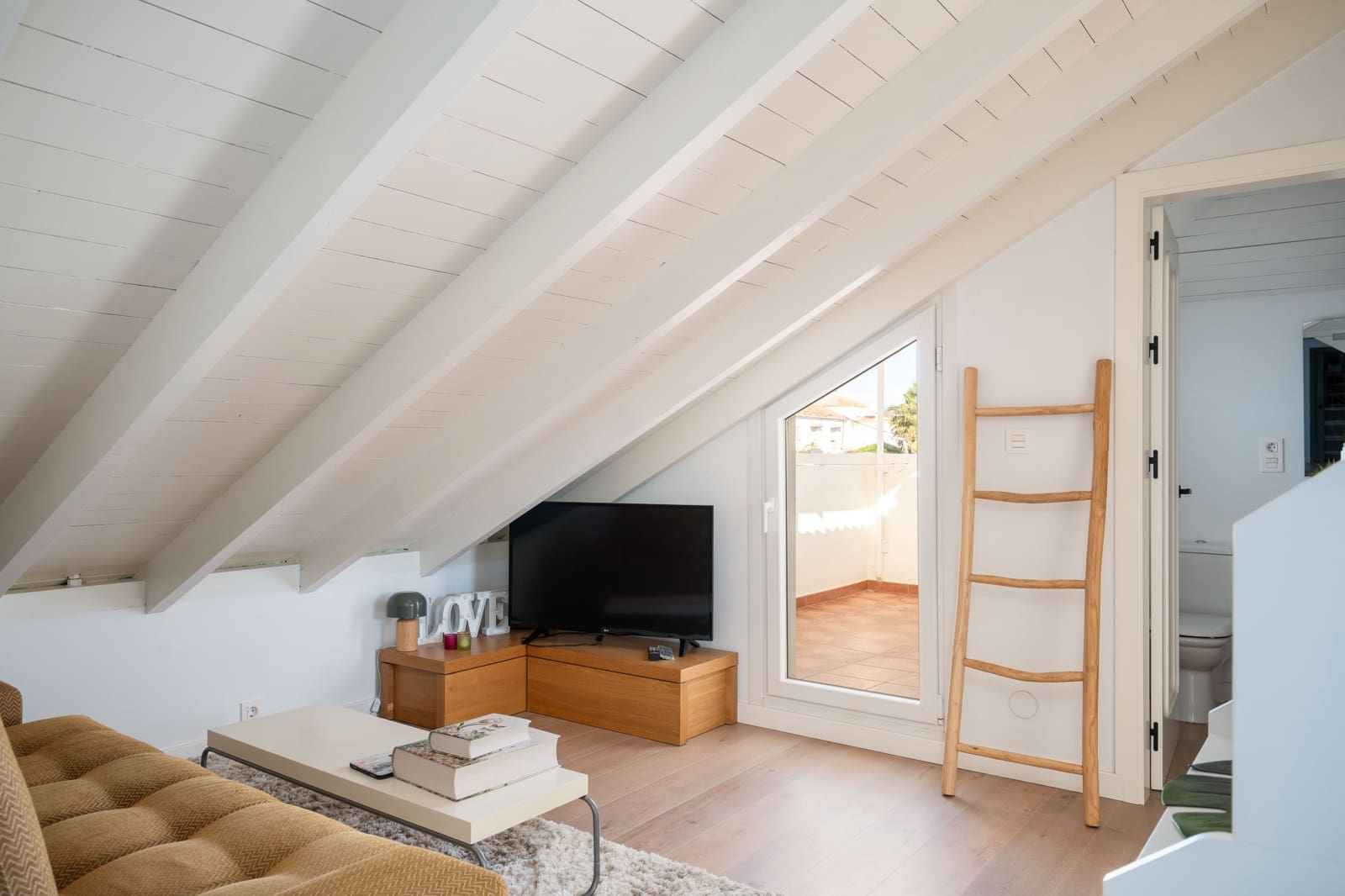 7 quarto Casa em Banda para venda em Velez-Malaga com piscina - 1 100 000 € (Ref: 9603015)