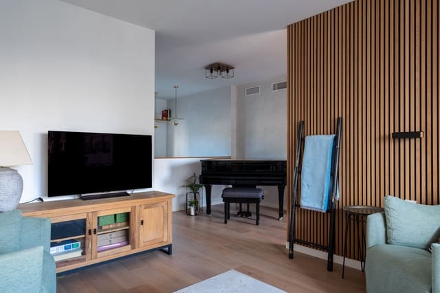 7 quarto Casa em Banda para venda em Vélez-Málaga com piscina - 1 100 000 € (Ref: 9603015)