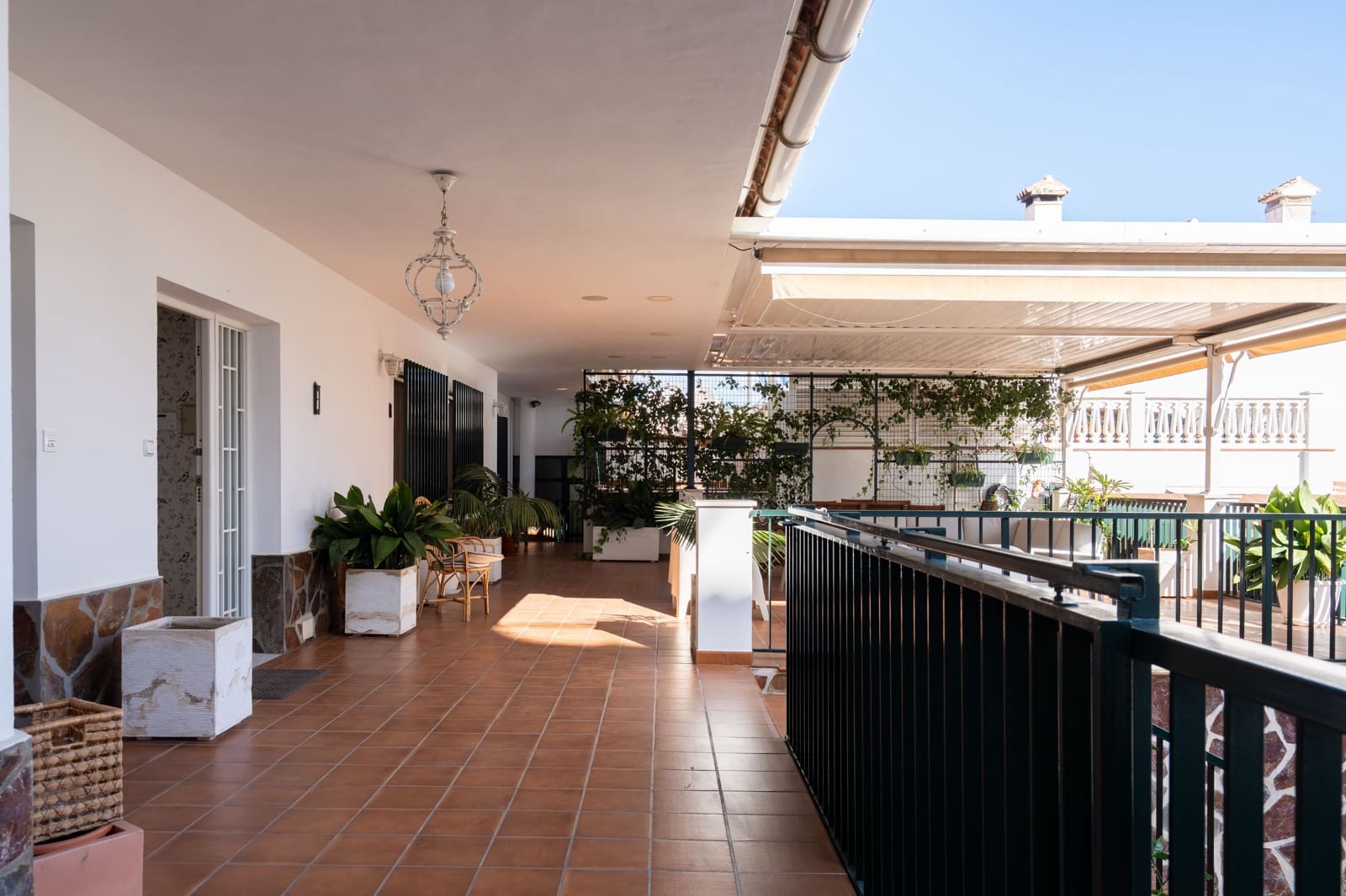 7 quarto Casa em Banda para venda em Velez-Malaga com piscina - 1 100 000 € (Ref: 9603015)