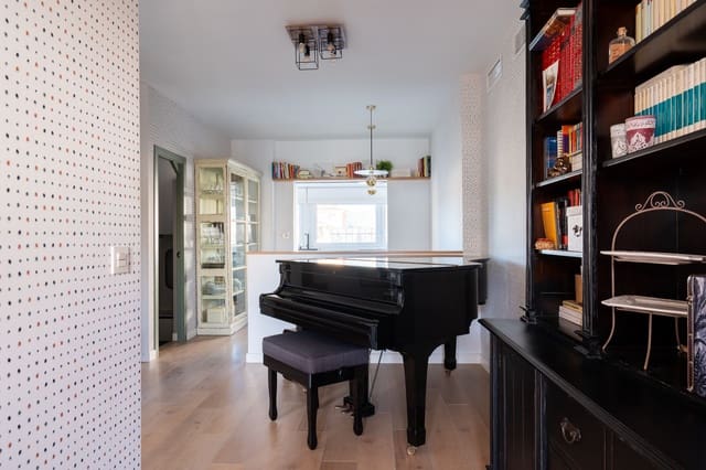 7 quarto Casa em Banda para venda em Vélez-Málaga com piscina - 1 100 000 € (Ref: 9603015)