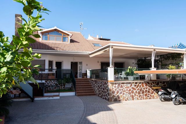 7 sovrum Hus till salu i Vélez-Málaga med pool garage - 899 000 € (Ref: 9603015)