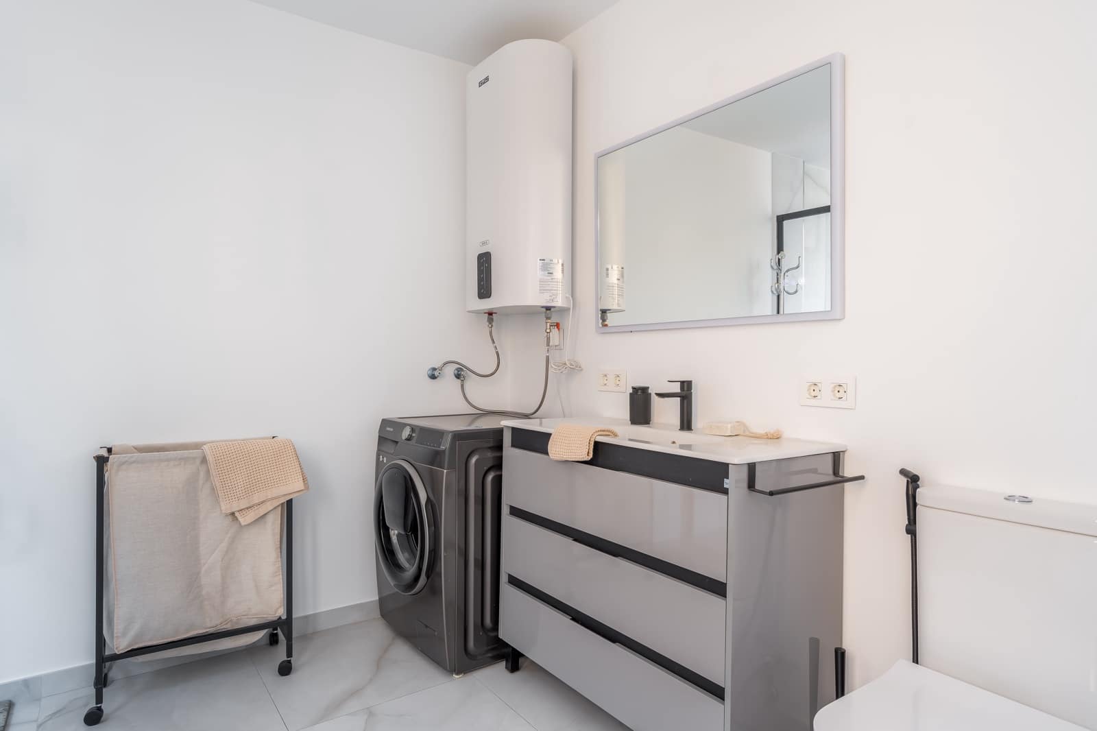 2 Zimmer Wohnung zu verkaufen in Mijas Costa mit Pool - 395.000 € (Ref: 9605405)