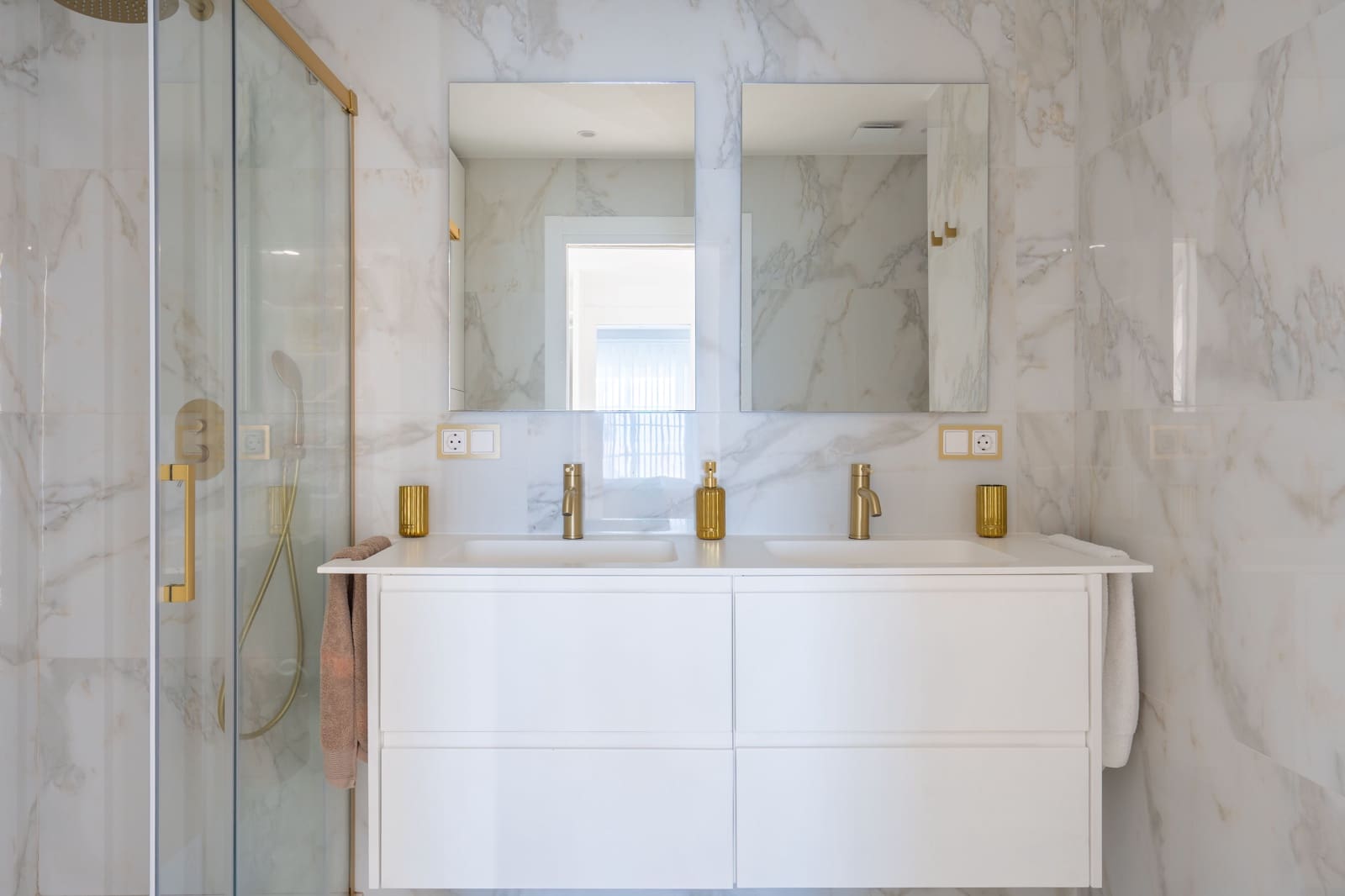 4 slaapkamer Huis te koop in Marbella met zwembad - € 850.000 (Ref: 9606607)