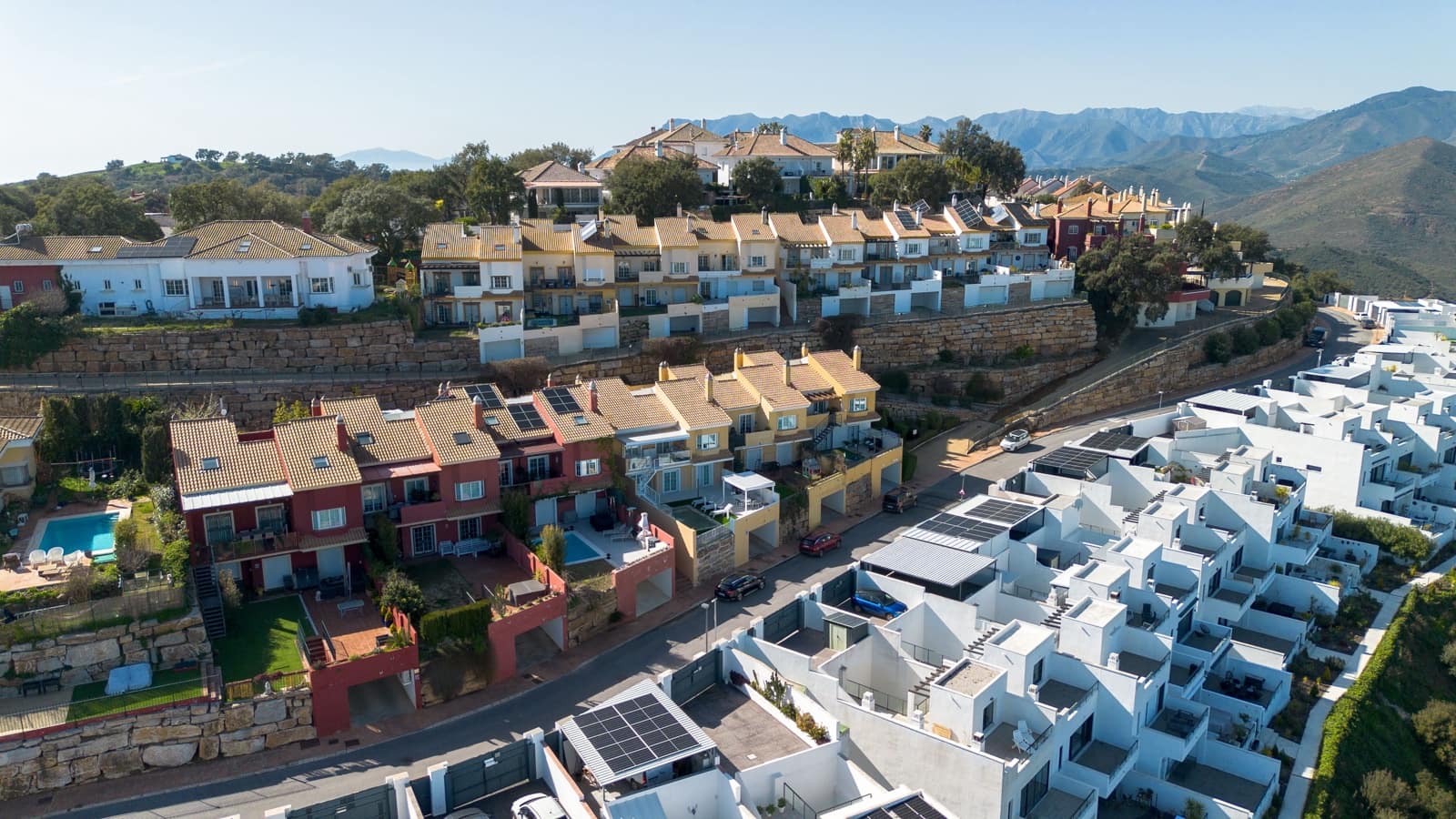 4 slaapkamer Huis te koop in Marbella met zwembad - € 850.000 (Ref: 9606607)