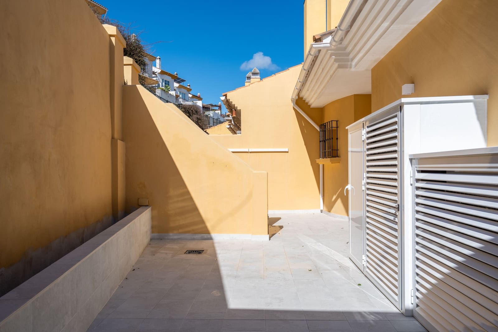 4 slaapkamer Huis te koop in Marbella met zwembad - € 850.000 (Ref: 9606607)