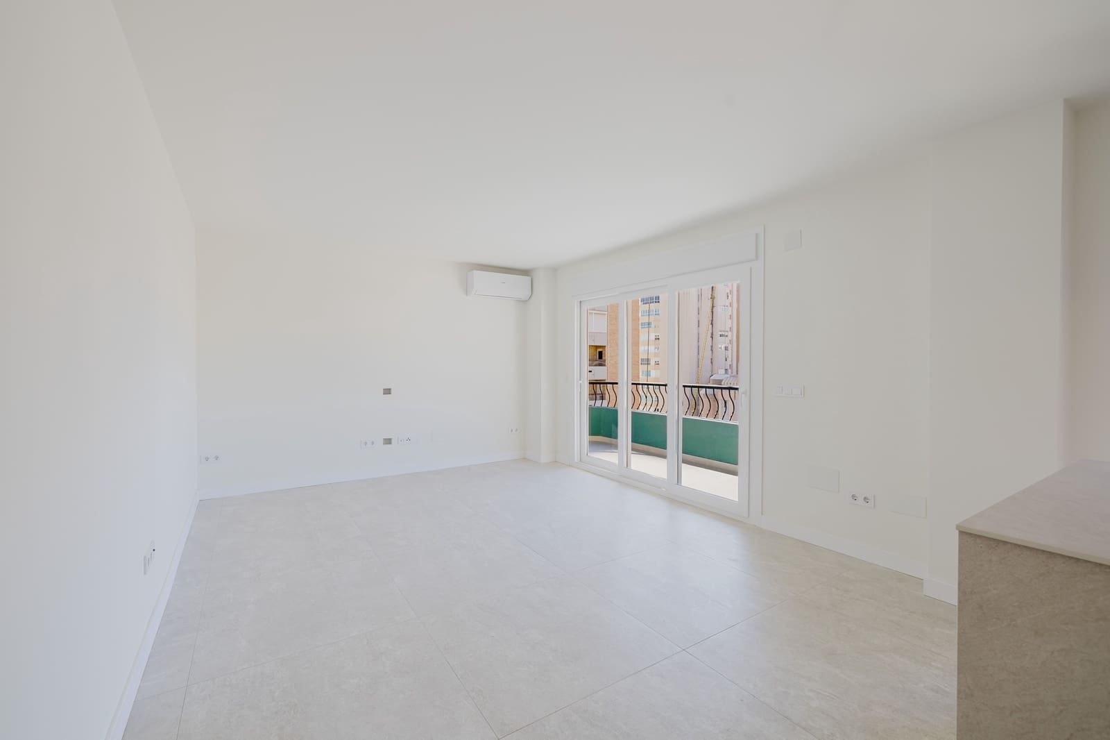 3 soveværelse Lejlighed til salg i Malaga by - € 890.000 (Ref: 9610350)