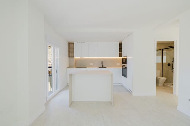 3 slaapkamer Appartement te koop in Málaga stad - € 890.000 (Ref: 9610350)