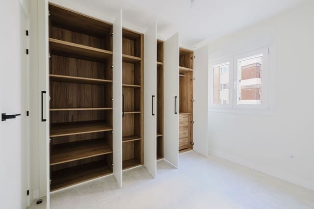 3 slaapkamer Appartement te koop in Málaga stad - € 890.000 (Ref: 9610350)