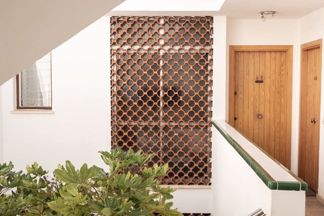 2 soveværelse Lejlighed til salg i Palmanova, Calvià med swimmingpool - € 539.000 (Ref: 9611890)