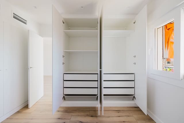 Apartamento de 2 habitaciones en Cerrado de Calderon, Málaga ciudad en venta - 440.000 € (Ref: 9612000)