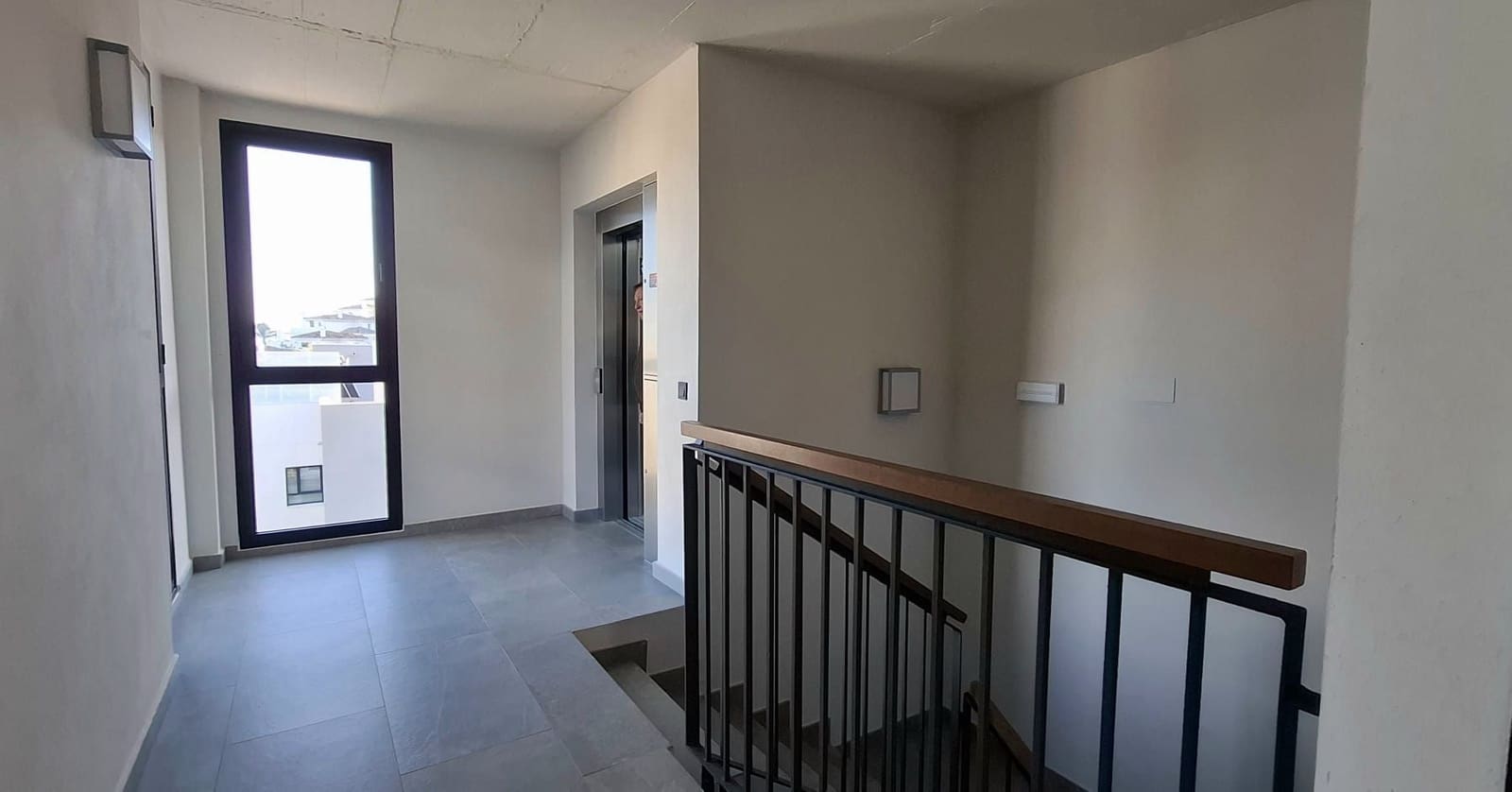 Apartamento de 2 habitaciones en Marbella en venta con piscina - 675.000 € (Ref: 9612001)