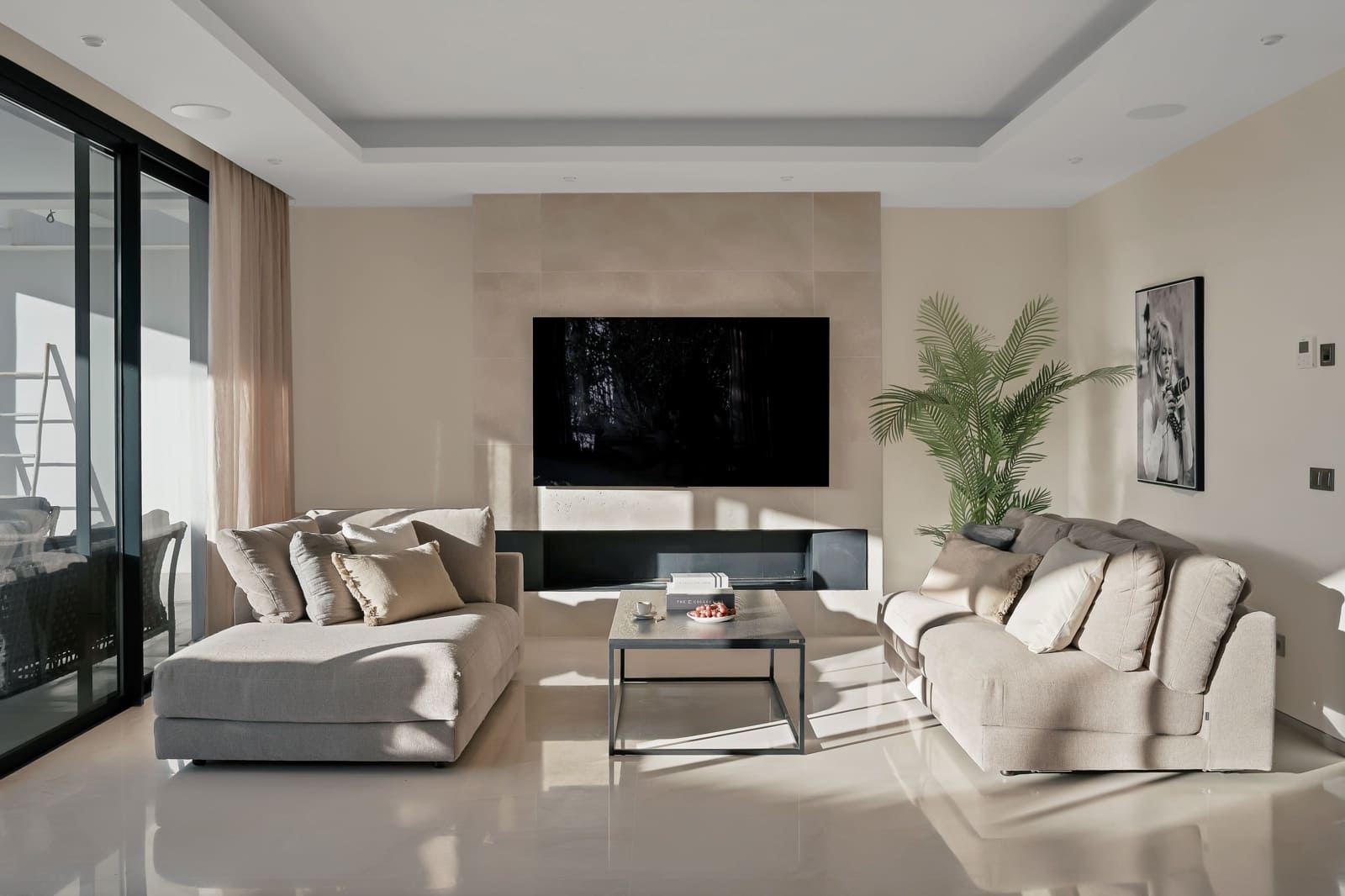 6 bedroom Villa for sale in Marbella with pool - € 3,950,000 (Ref: 9612002)