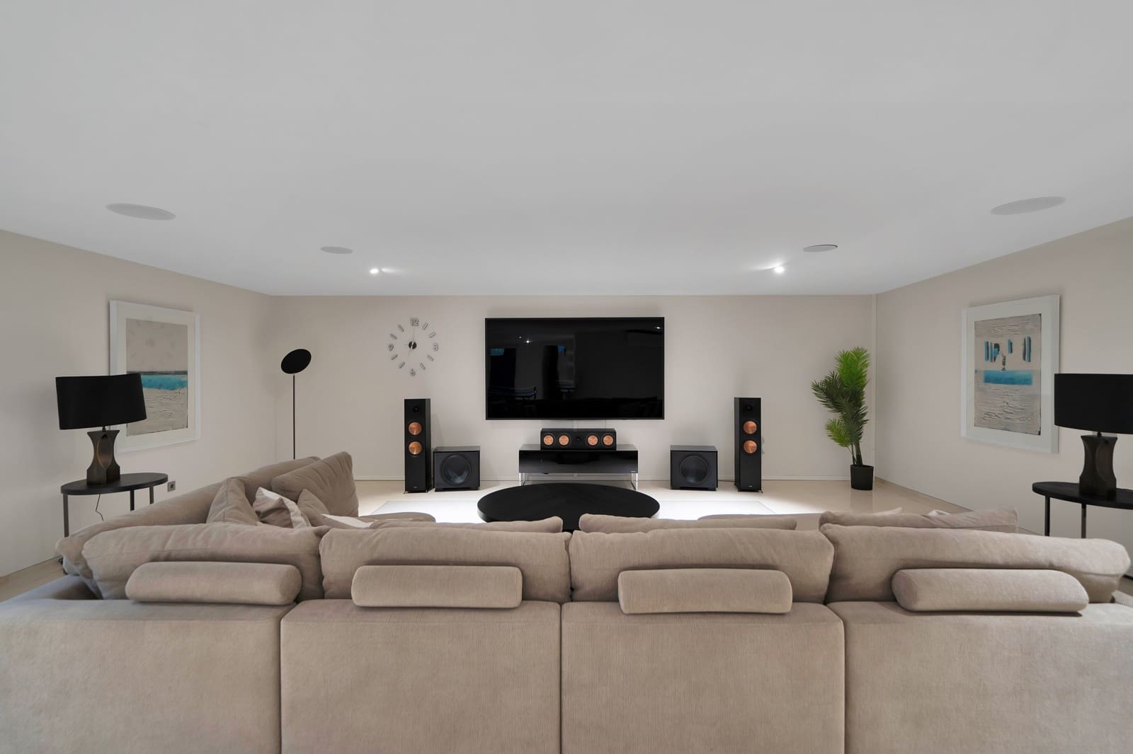 6 bedroom Villa for sale in Marbella with pool - € 3,950,000 (Ref: 9612002)