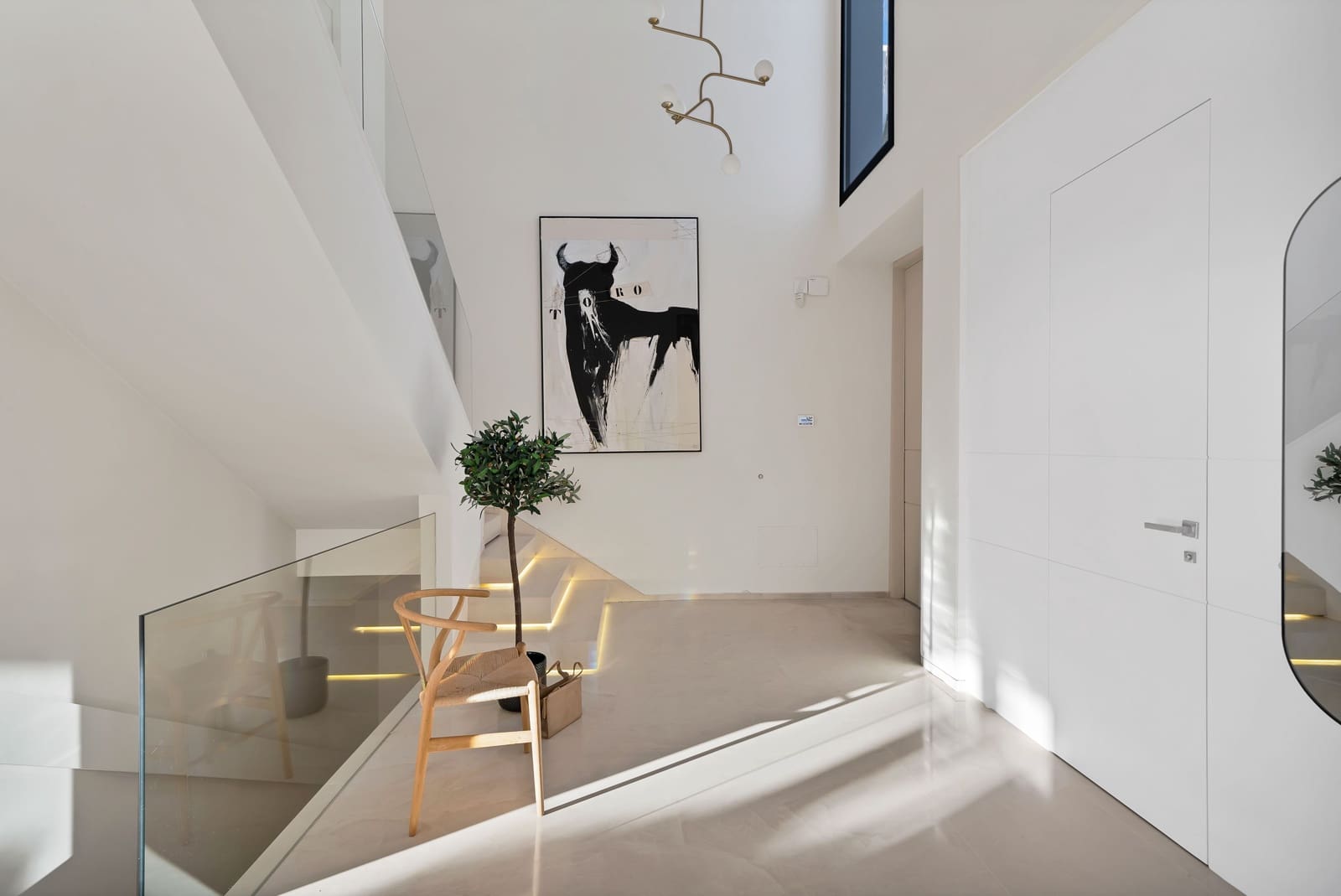 6 bedroom Villa for sale in Marbella with pool - € 3,950,000 (Ref: 9612002)